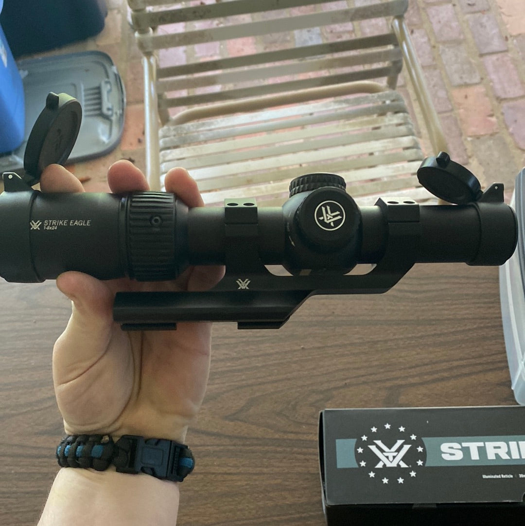 Vortex Strike Eagle 1-8 x 24 AR BDC3 MOA Reticle