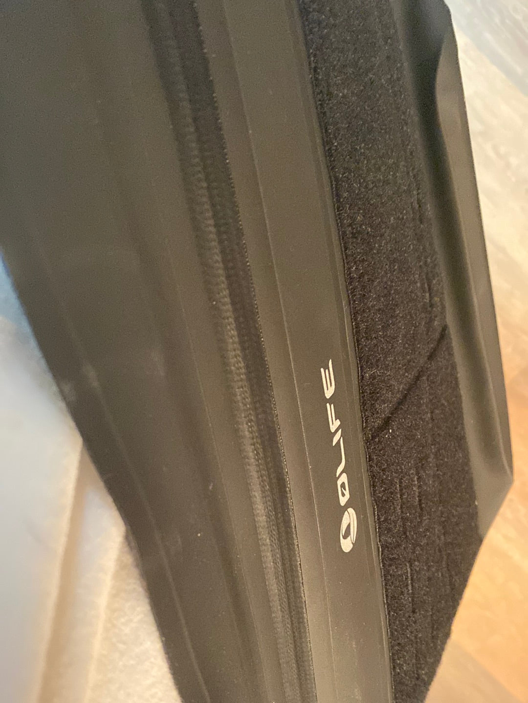 OLIFE Drytip Messenger bag with laptop bag inside