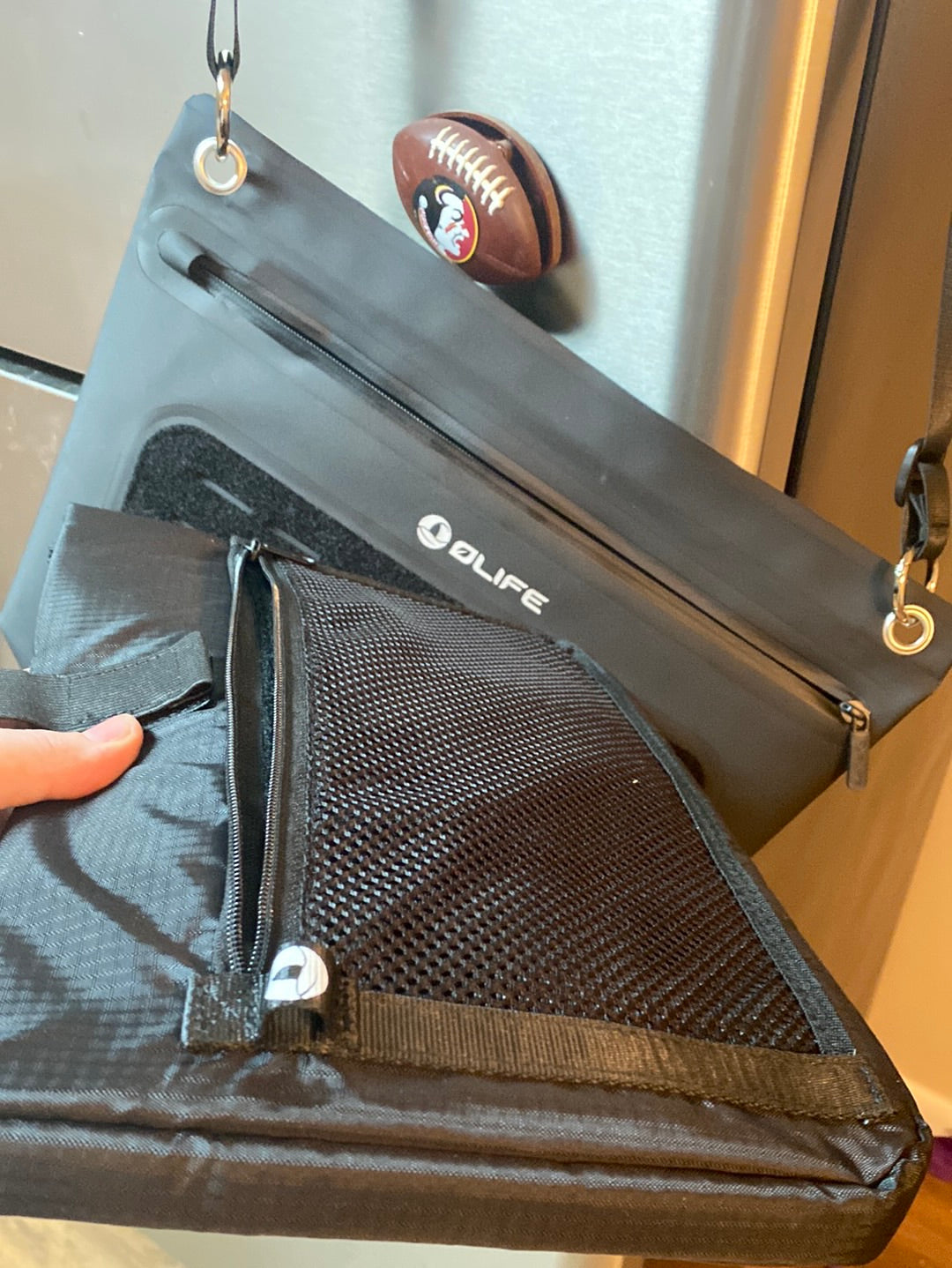 OLIFE Drytip Messenger bag with laptop bag inside