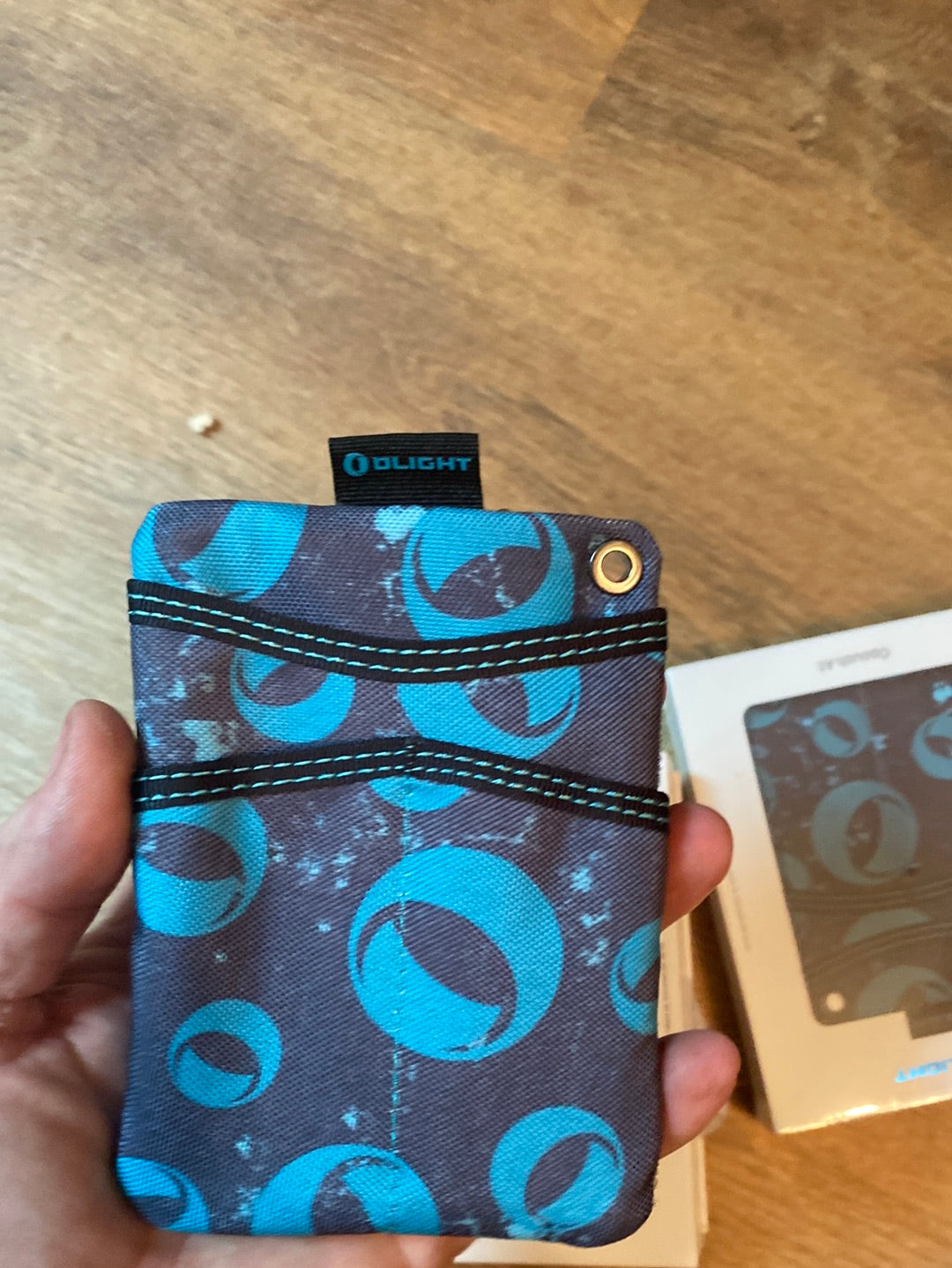 OLIGHT EDC Wallet and pocket dump carry